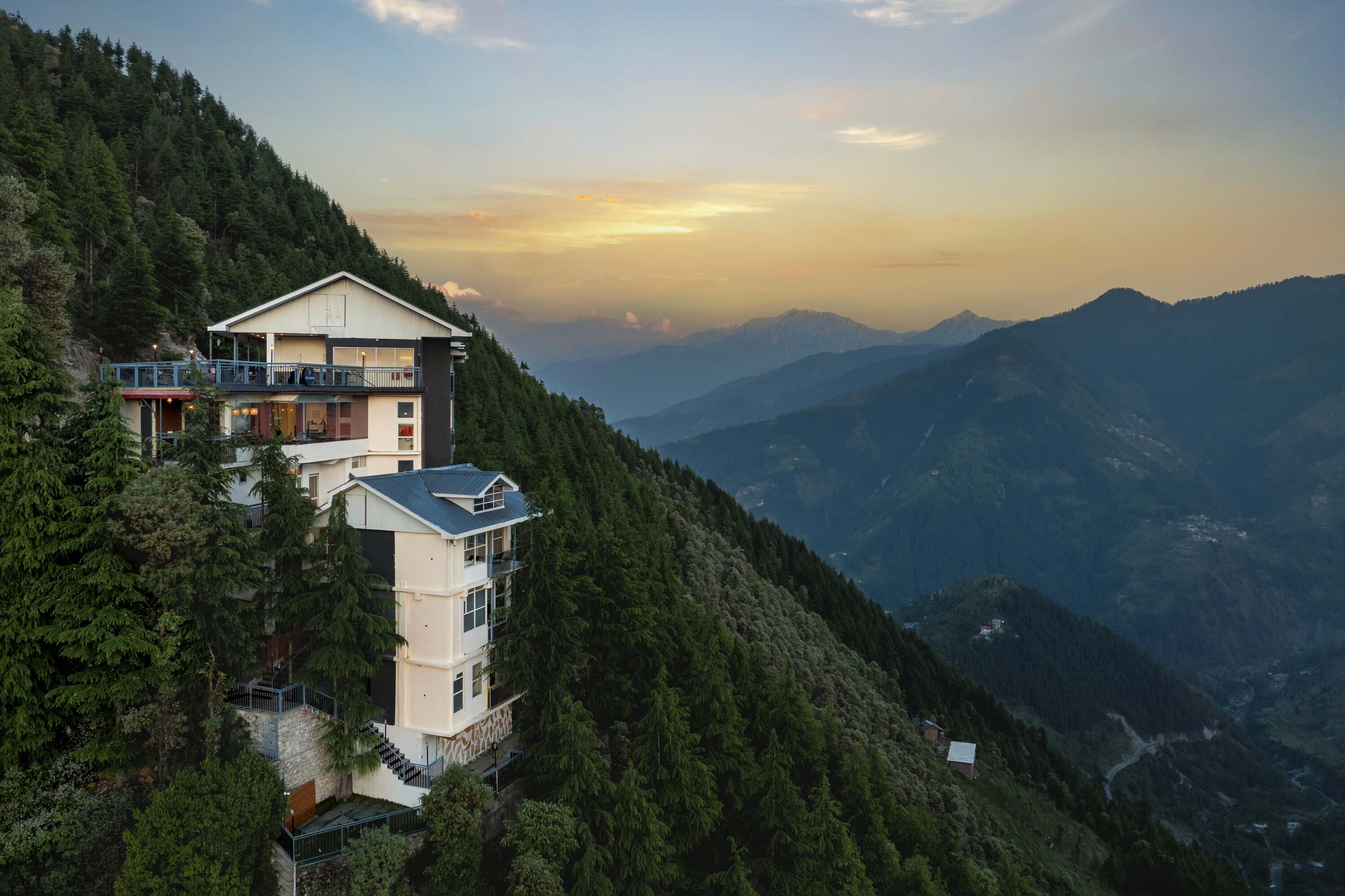 Echor Alpine Meadows Khajjiar Dalhousie