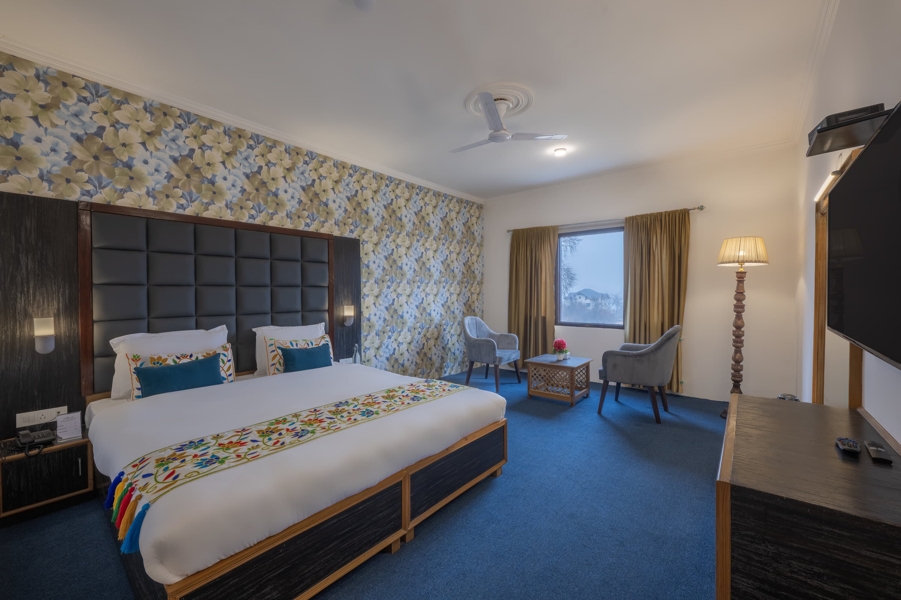 Deluxe Room - Image 1