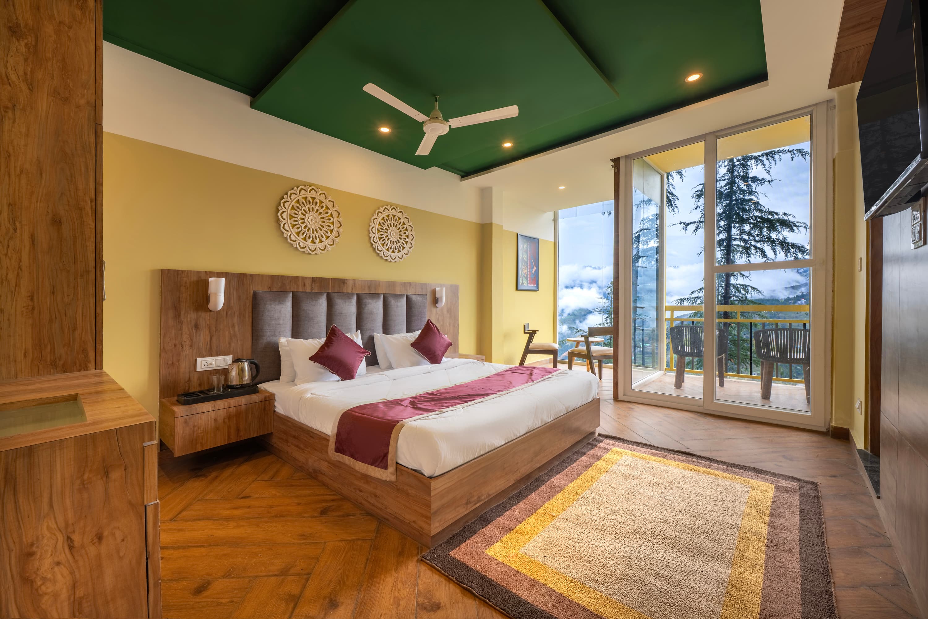 Superior Deluxe Room with Balcony (Valley View) - Image 1