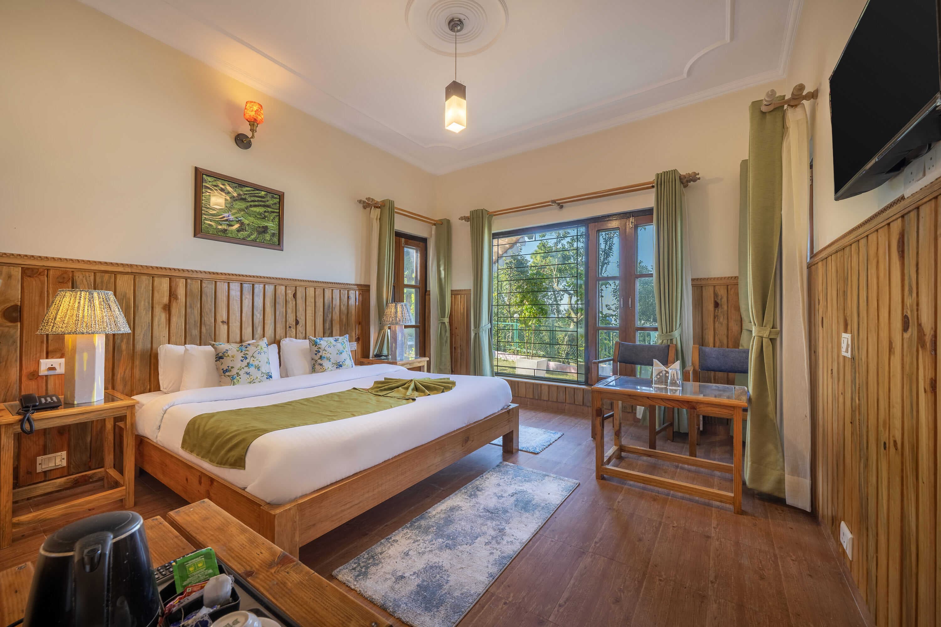 Deluxe Room (Mountain View) - Image 1