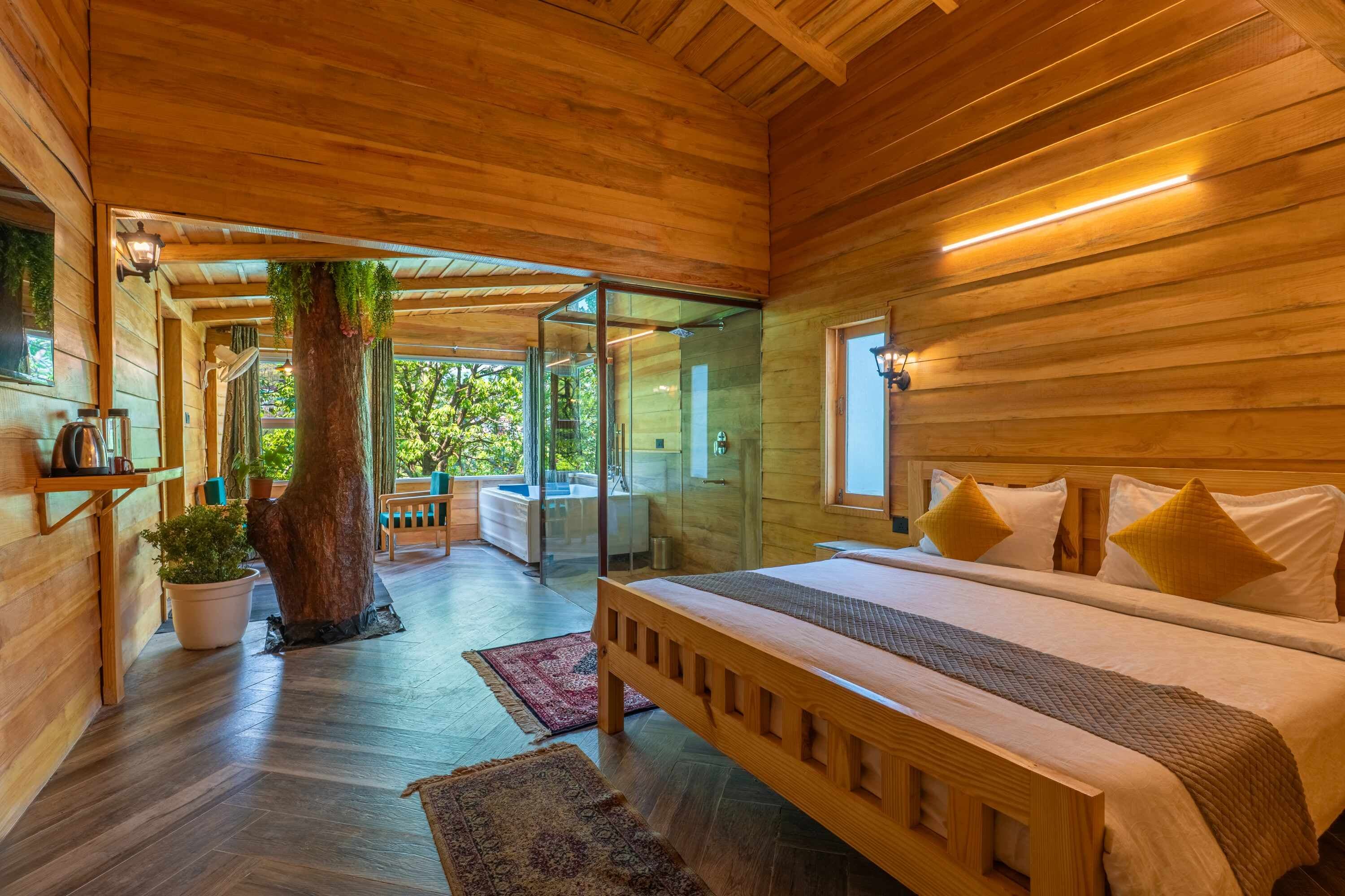 Duplex Jacuzzi Suite (Lake View) - Image 1