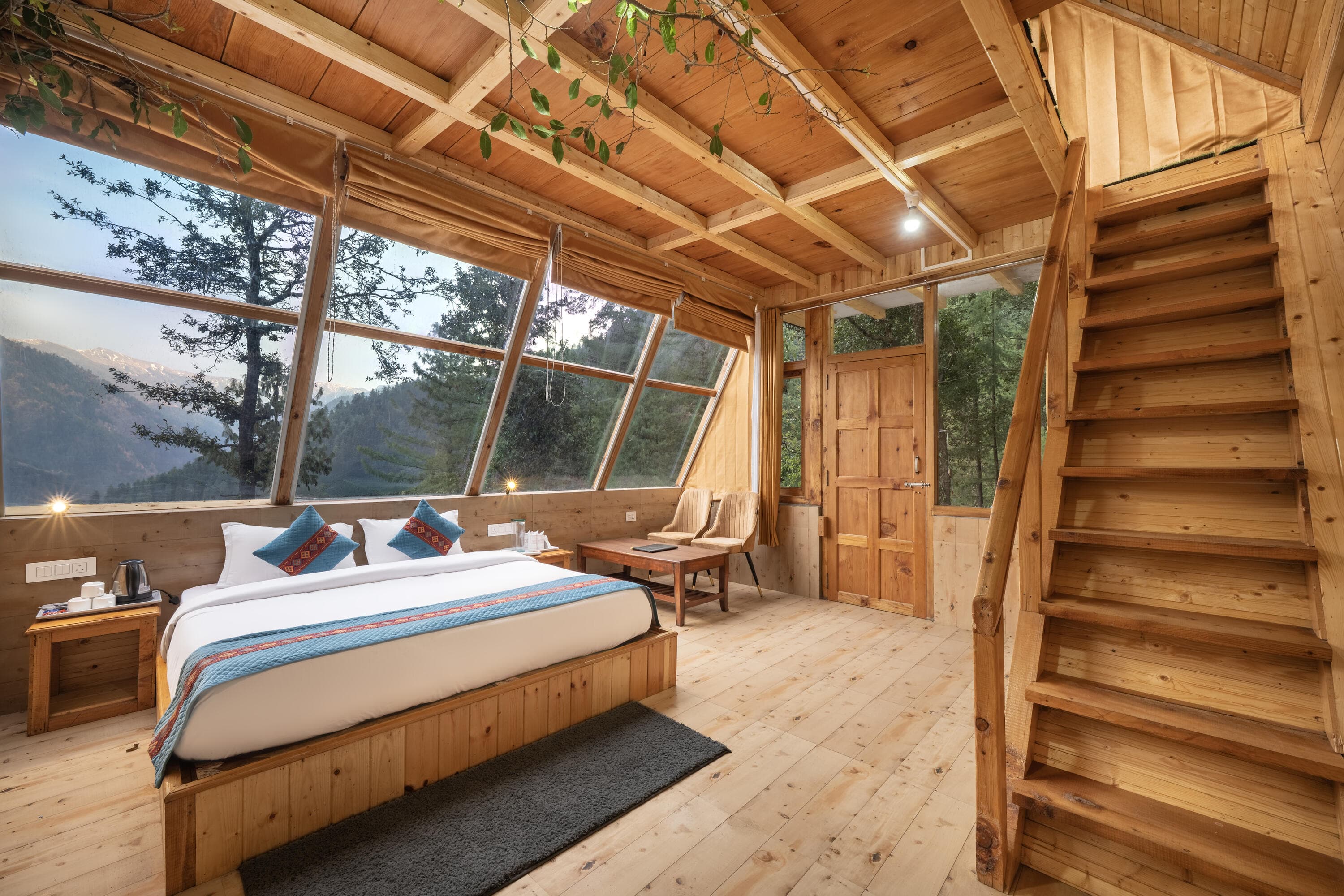 Stargazing Tree Cottage (Valley View) - Image 1