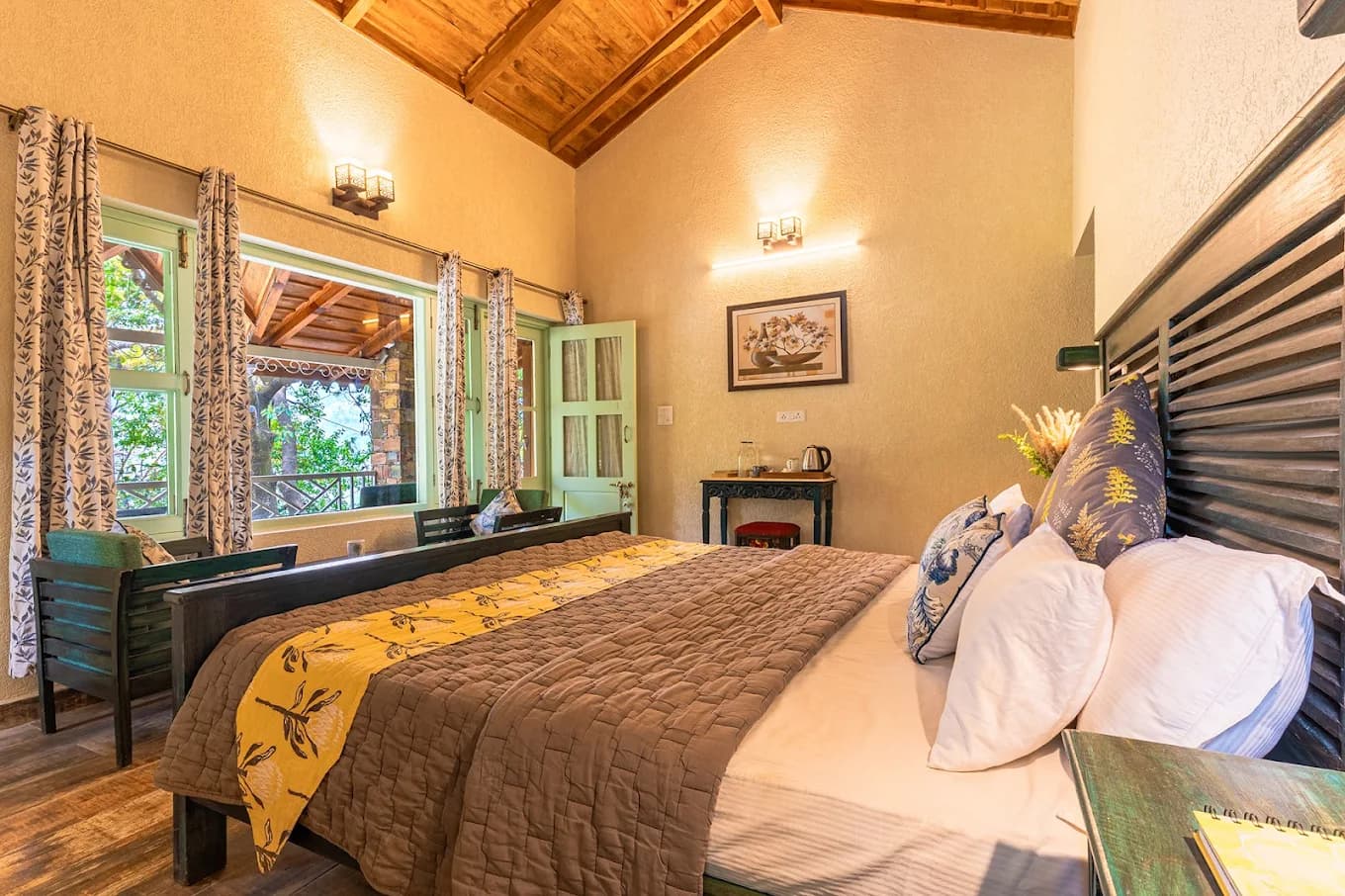 Superior Deluxe Room with Balcony - Image 1